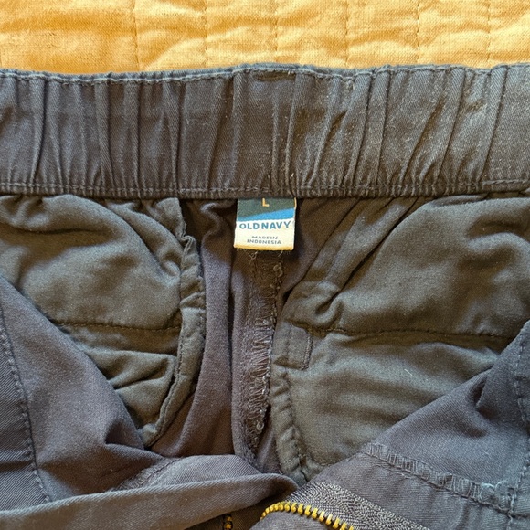 Old Navy Women’s Navy Blue Chinos - Picture 3 of 6
